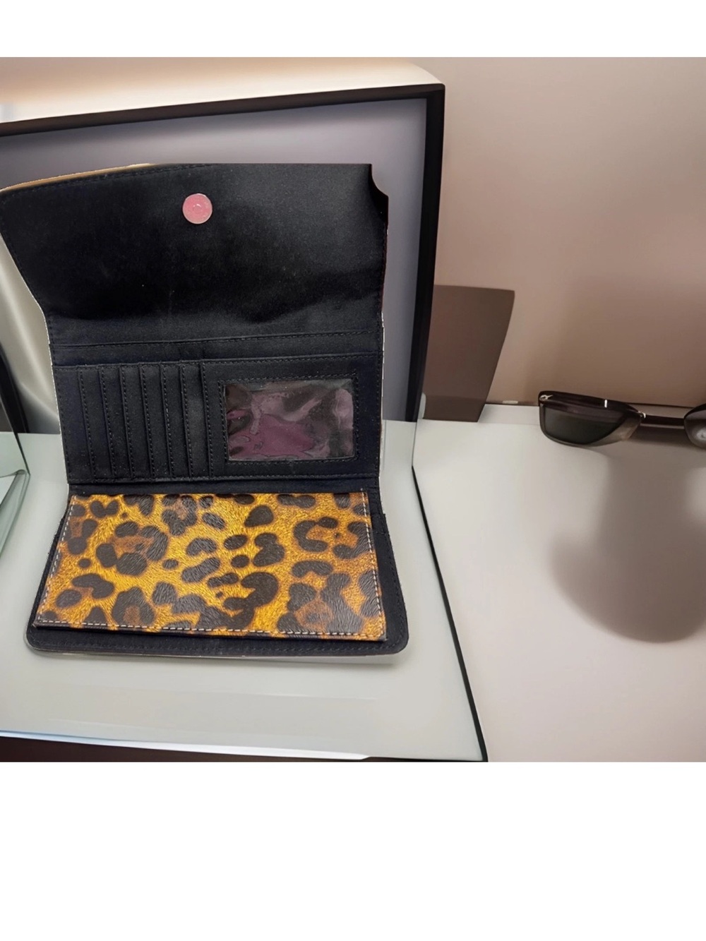 Dooney & Bourke Vintage Long Brown and Black Leopard Print Continental Wallet - Picture 5 of 6
